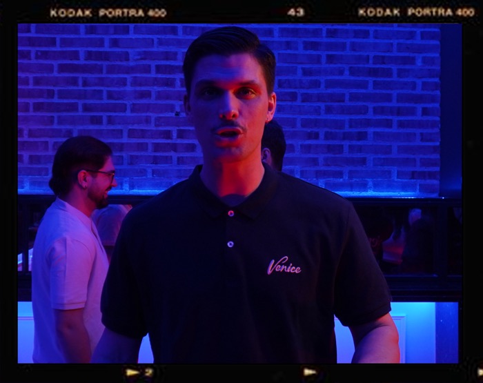Temporada 1 Venice Train Station 521
